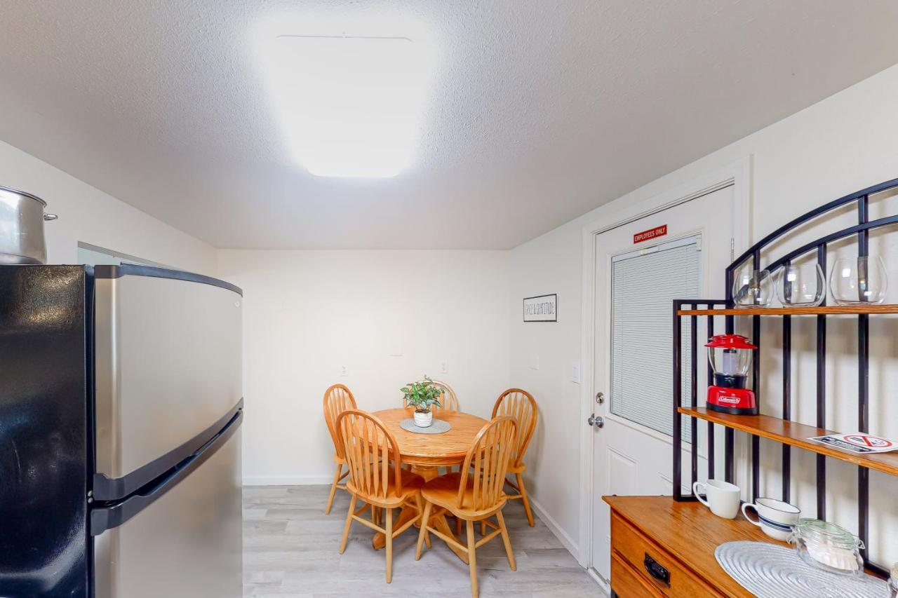 Dna Tiny Beach House Reedsport Exterior foto